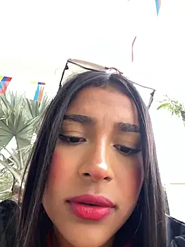 Mariangel_11 live cam on StripChat