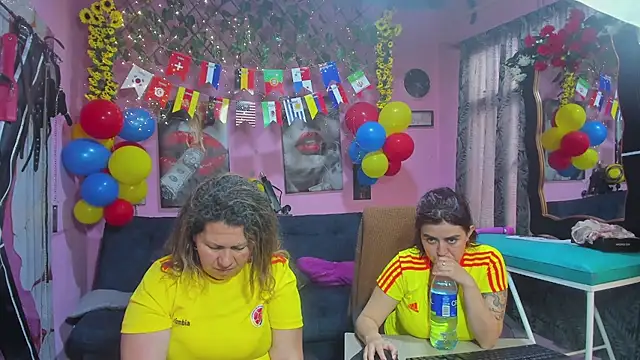 lesbiancuple webcam