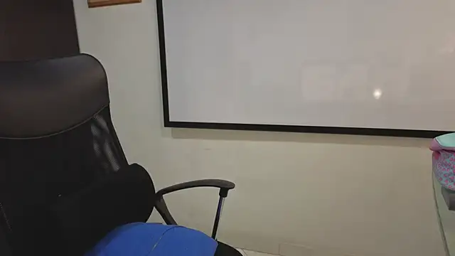 Happy_tits webcam