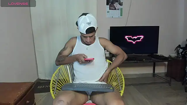 antonio_aguilarx webcam