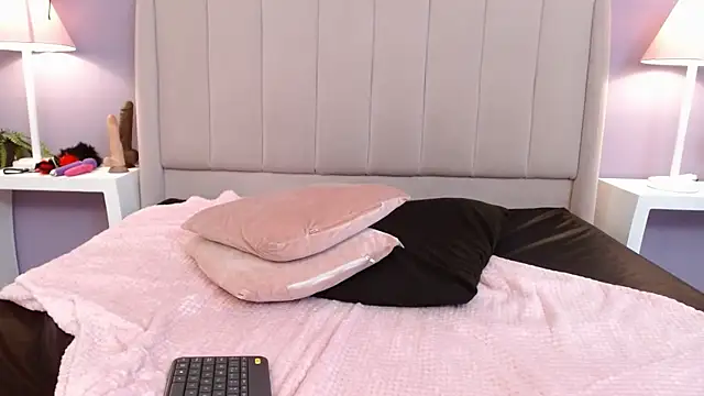 Lolagolden1 webcam