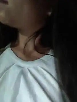 Thosew-venu live cam on StripChat