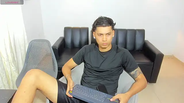 samxx_muscle webcam