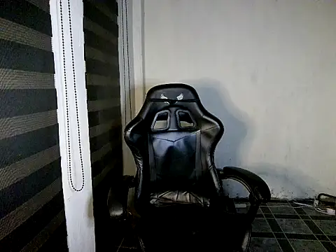 Spicy_RowyCam webcam