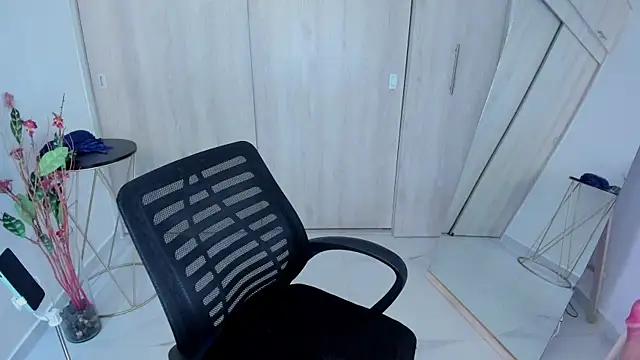 Adele_Sweett webcam