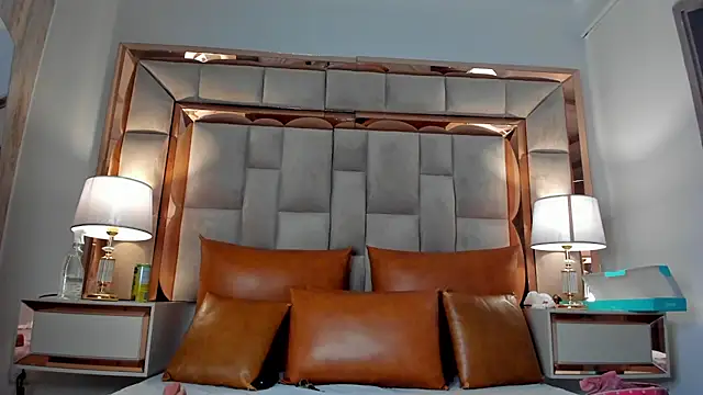 ValentinaBreats webcam