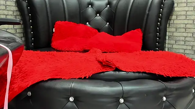 MissCyndee_Loren webcam