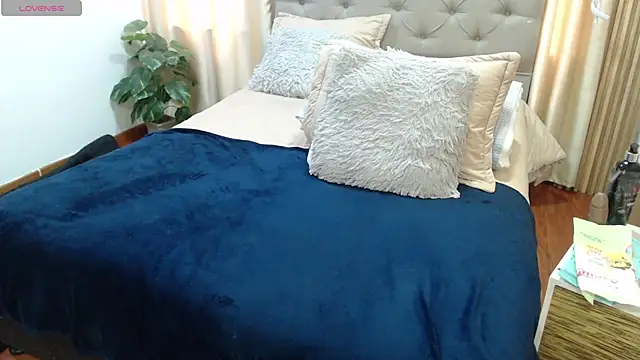 sasi_luna webcam