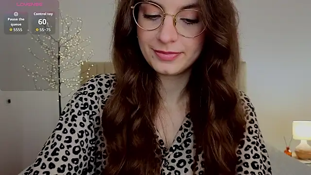 real_cutie1 - Real_cutie1's free webcam - UK Sex Cams