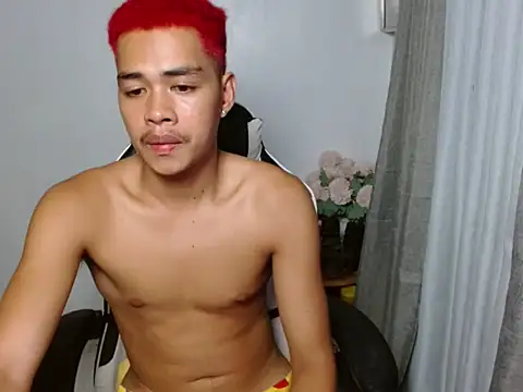 curlyasian_njxx