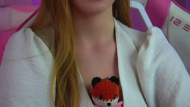 AgataFoxley webcam