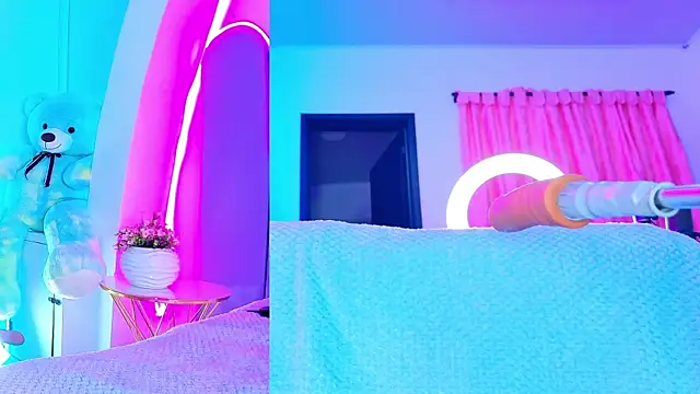 NathaxaLeans webcam