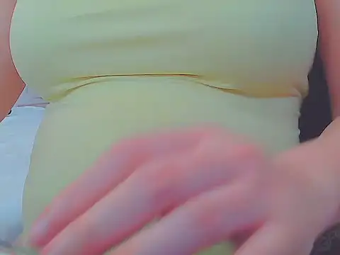 keepmepregnantT webcam