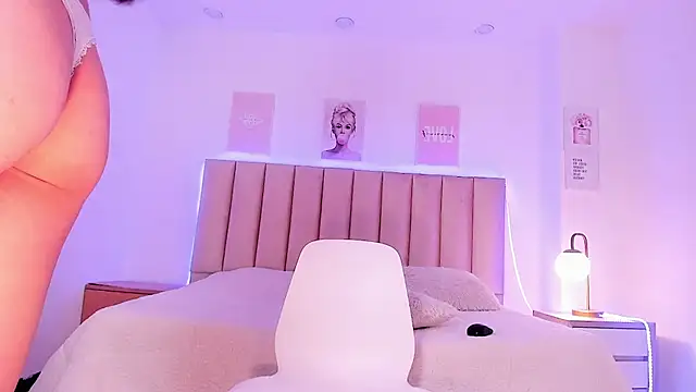 Sora_mae webcam
