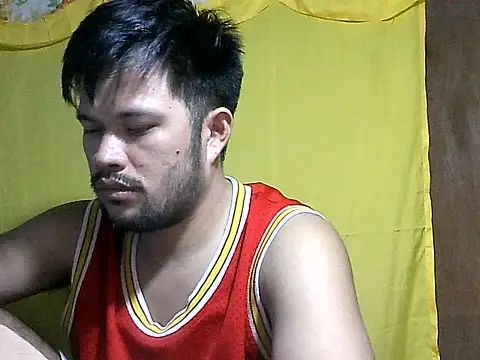 HairyHottestpinoyHandsome webcam
