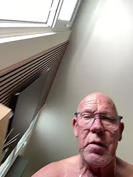 philefc (Ask my age) - Cum outside