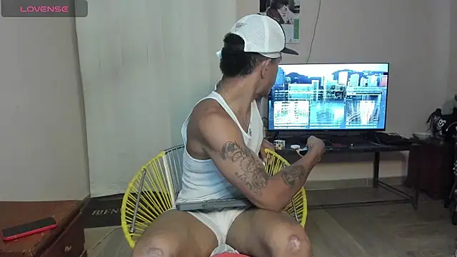 antonio_aguilarx webcam