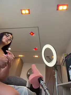 emily-Hornyy webcam