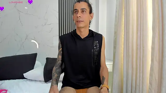 jackandrosse_ - JackAndRosse_'s free webcam - UK Sex Cams