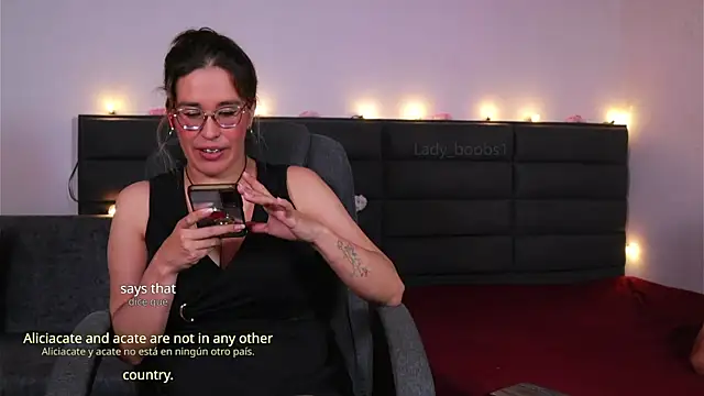 kathieandpovcock1 webcam