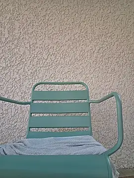 JuneLaFrenchie webcam