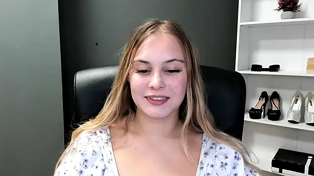 kitty_valeria webcam