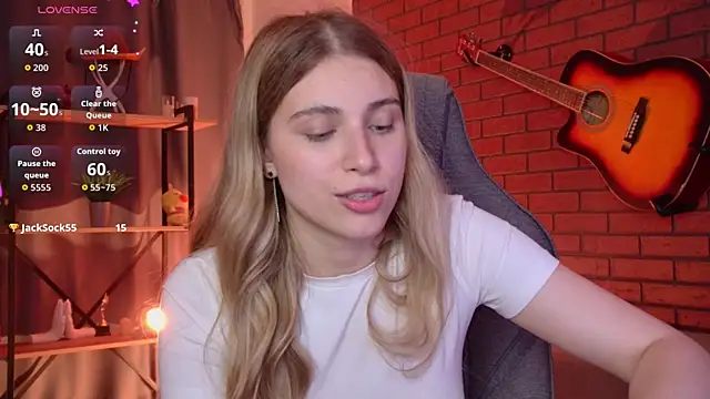 EllieCutes webcam