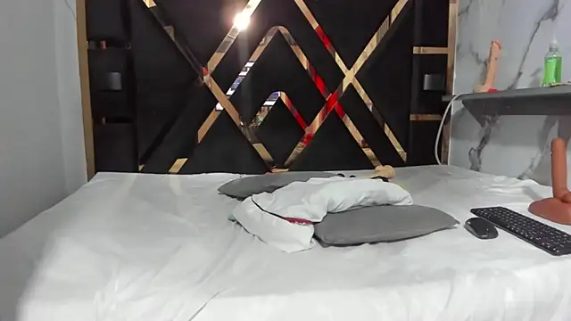 zara_smitt webcam