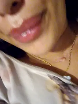 Sexlove1xo webcam