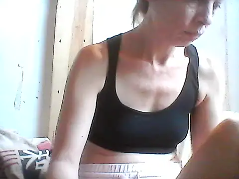 Milana38 webcam