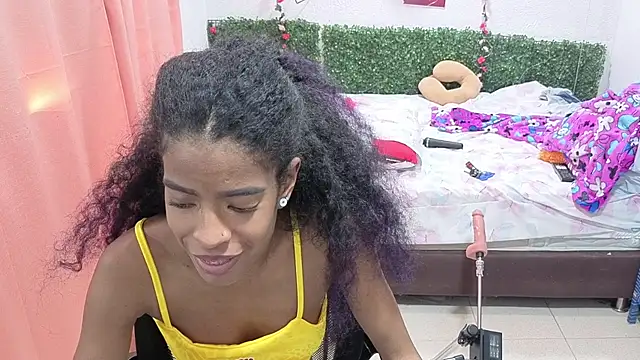 thianahorny webcam