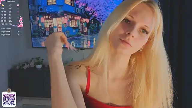 JuanaSumma webcam