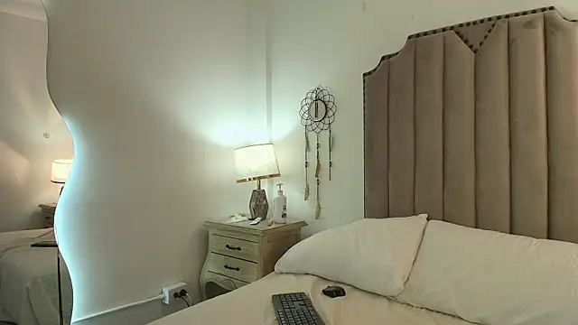Launay - Trans webcam sex chat