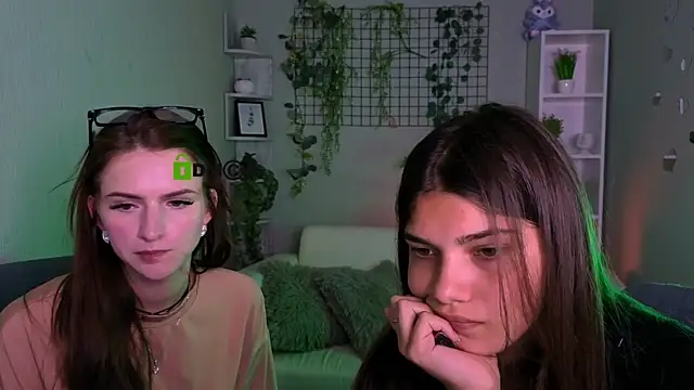 kiaraa_belle webcam