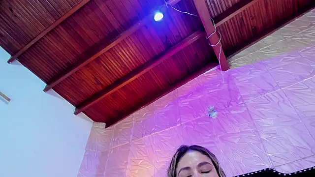 JennyRouse01 webcam