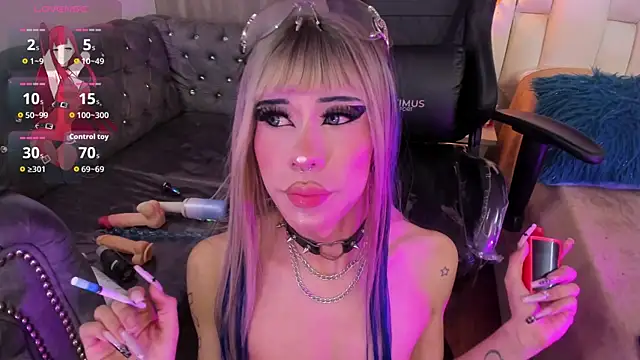 Foxxy_Doll's room