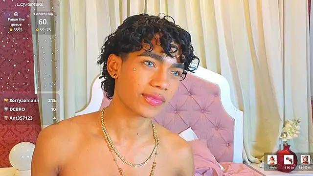AlanCutee webcam
