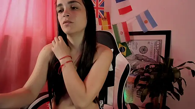 LucianaMoreau webcam