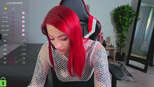NicolBlow webcam