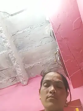HOkajal78 webcam