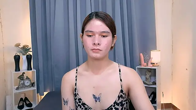 Mimi_Mckinley webcam