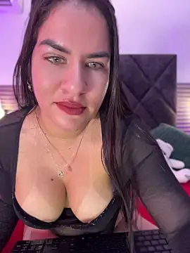 Zafira_Alabi webcam