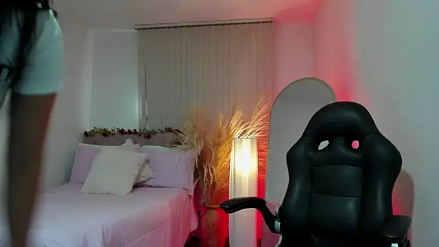 Charlotte_pleasure