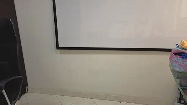 Happy_tits webcam