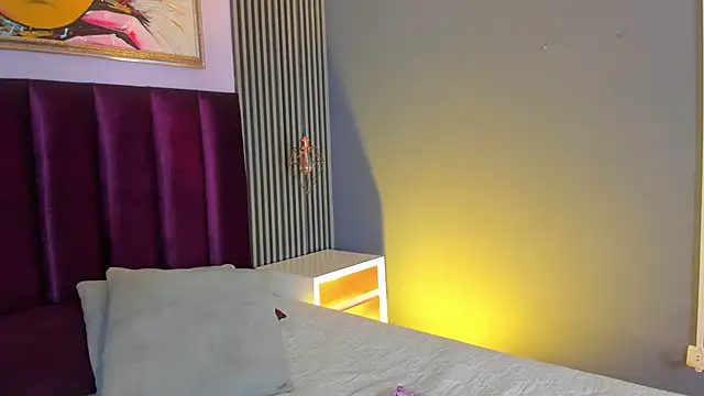 lauraaristizabal - LauraAristizabal's free webcam - UK Sex Cams
