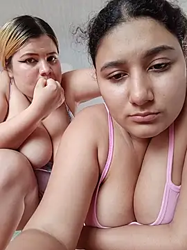 Sara_y_Amy webcam