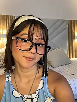 Ivi_Aiko webcam