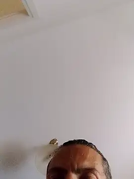 SHARONLATINITALY webcam
