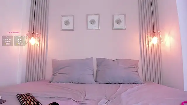Sallyrosee_ webcam