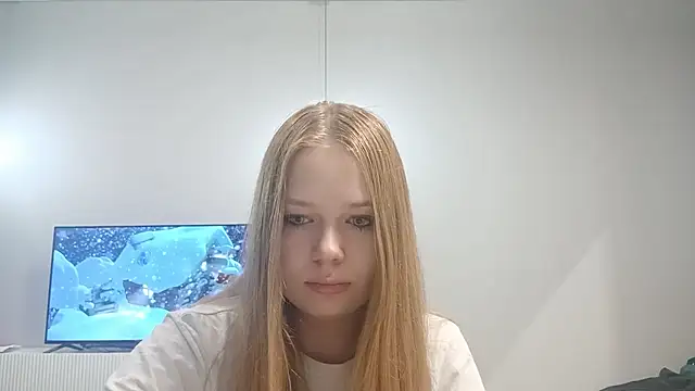 KarinaBestie webcam